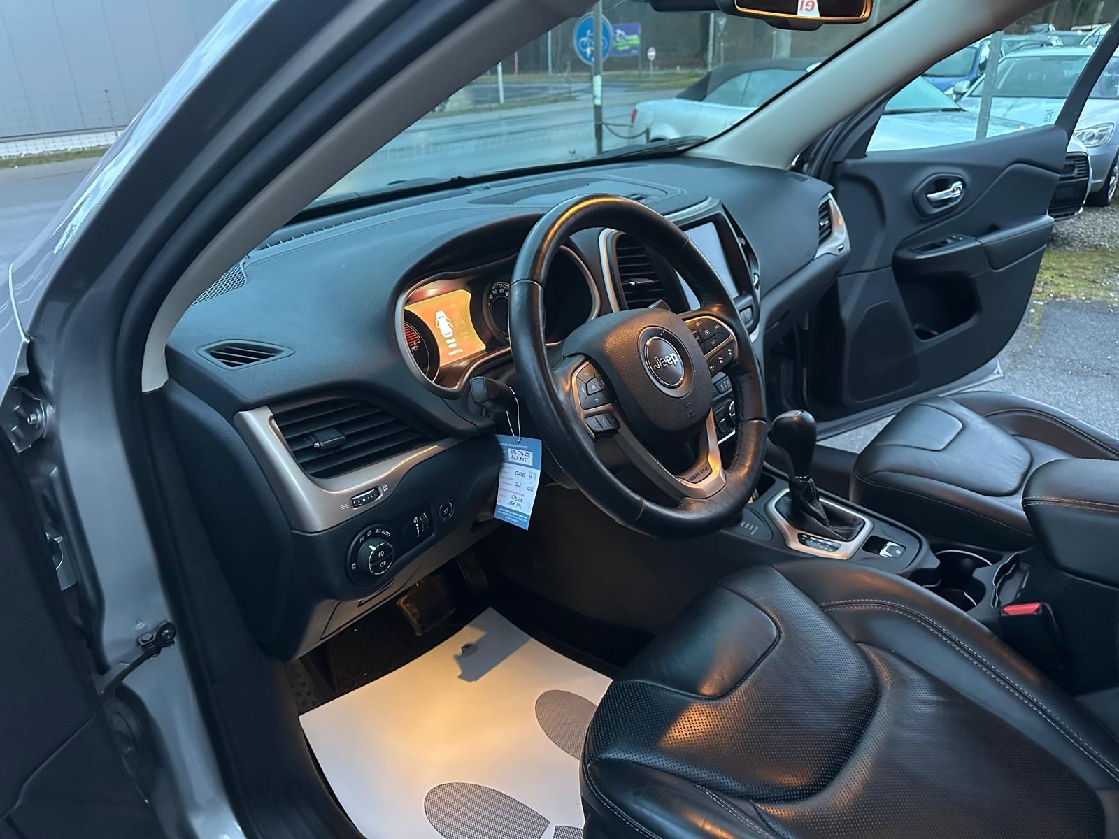 JEEP Cherokee 2.2TD Limited AWD 9ATX-image-8