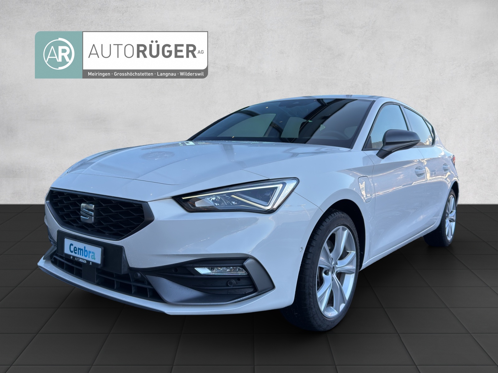 SEAT Leon 1.4 eHybrid pHEV DSG FR-image-0