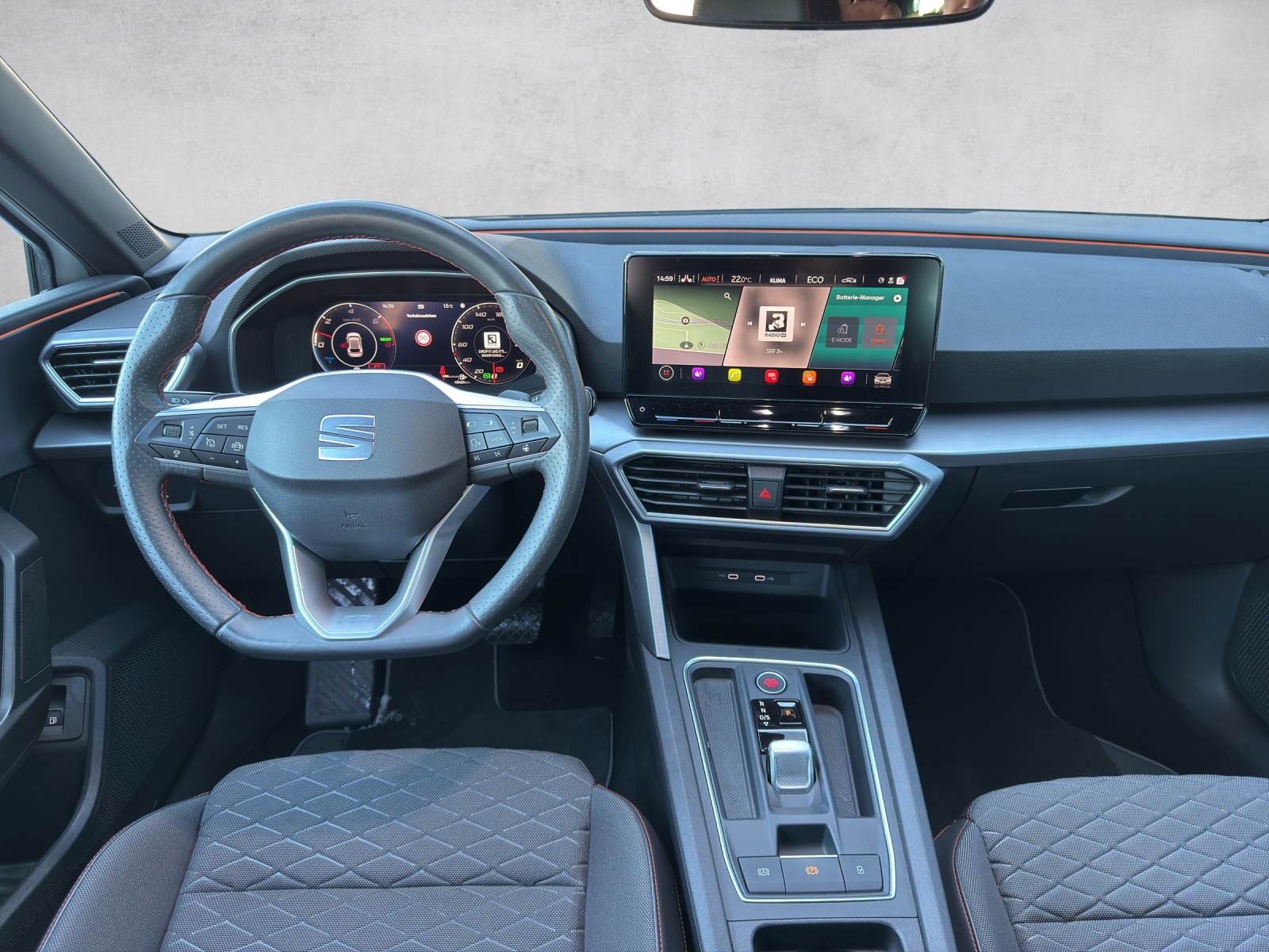 SEAT Leon 1.4 eHybrid pHEV DSG FR-image-8