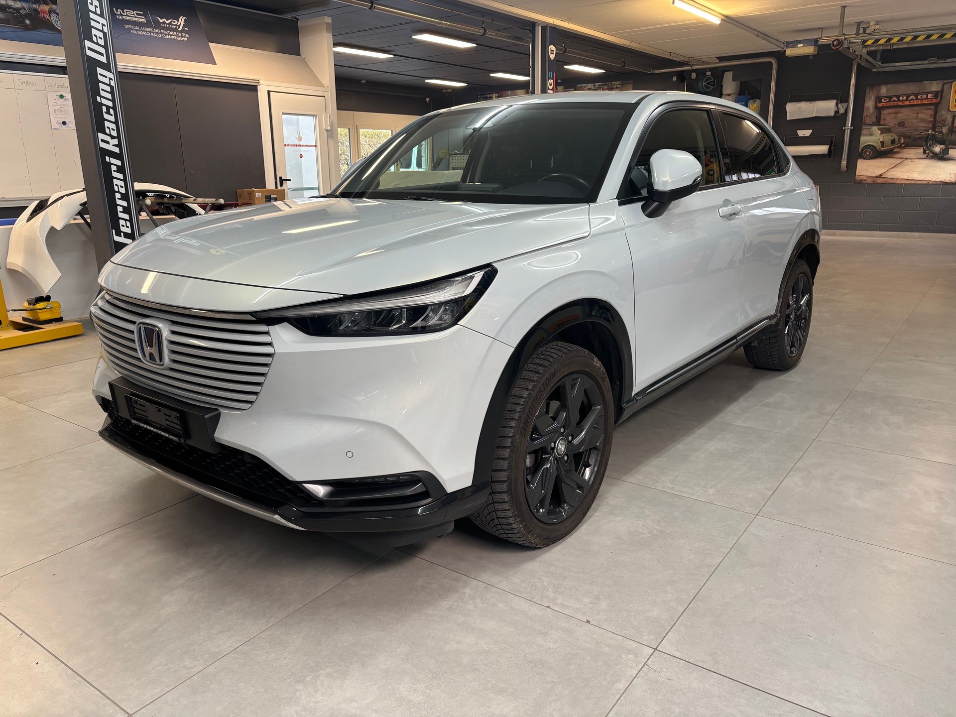 HONDA HR-V 1.5i-MMD Elegance CVT-image-1