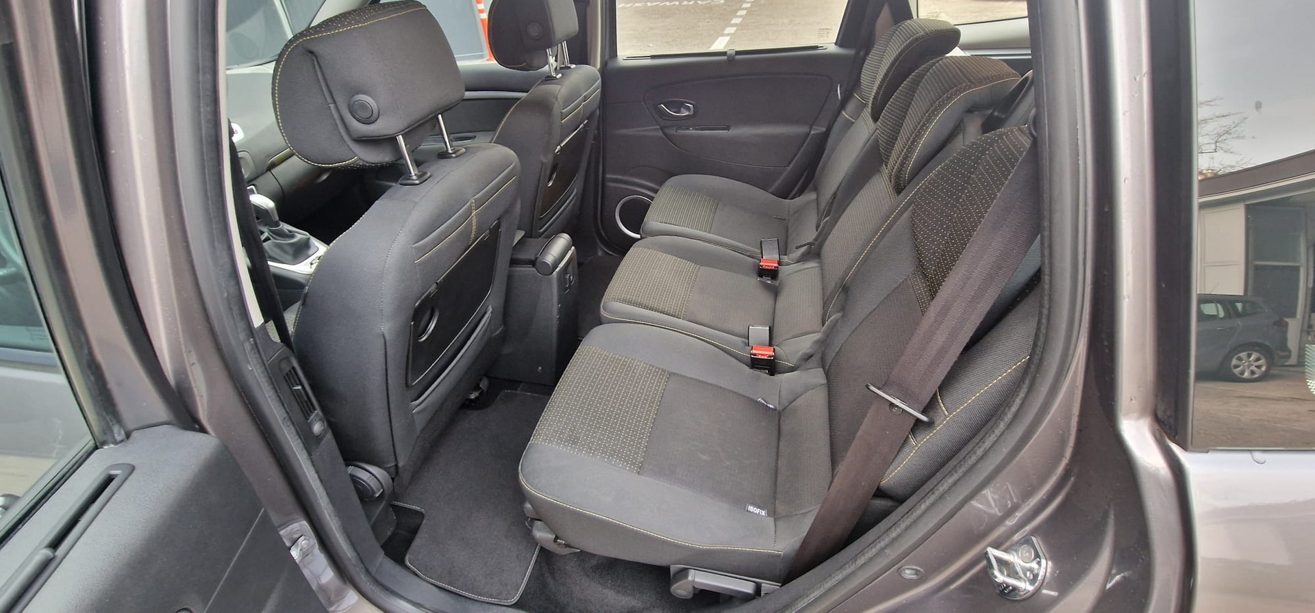 RENAULT Grand Scénic 2.0 16V Privilège X-Tronic CVT-image-16