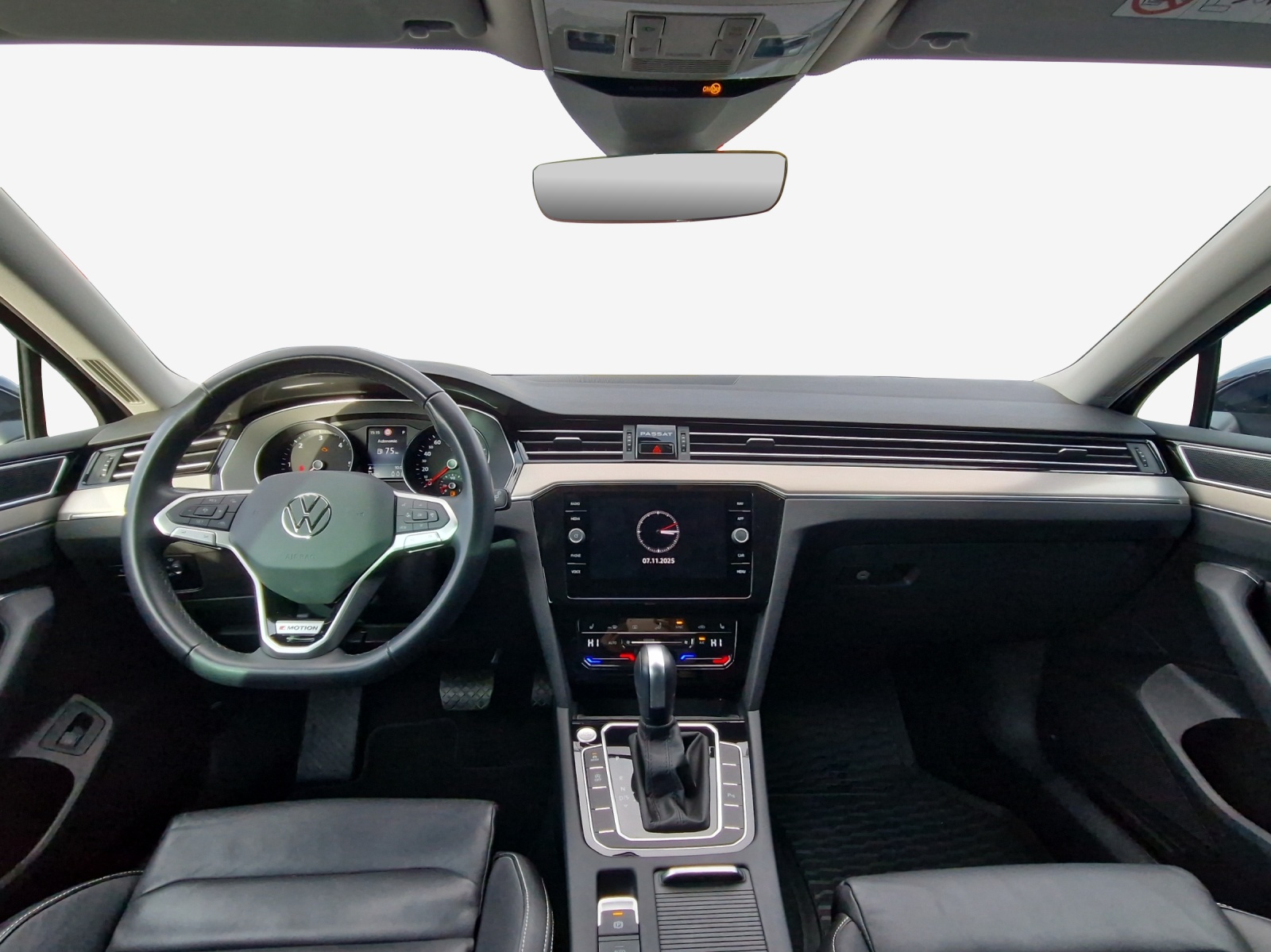 VW Passat 2.0 TDI BMT Elegance 4Motion DSG-image-8