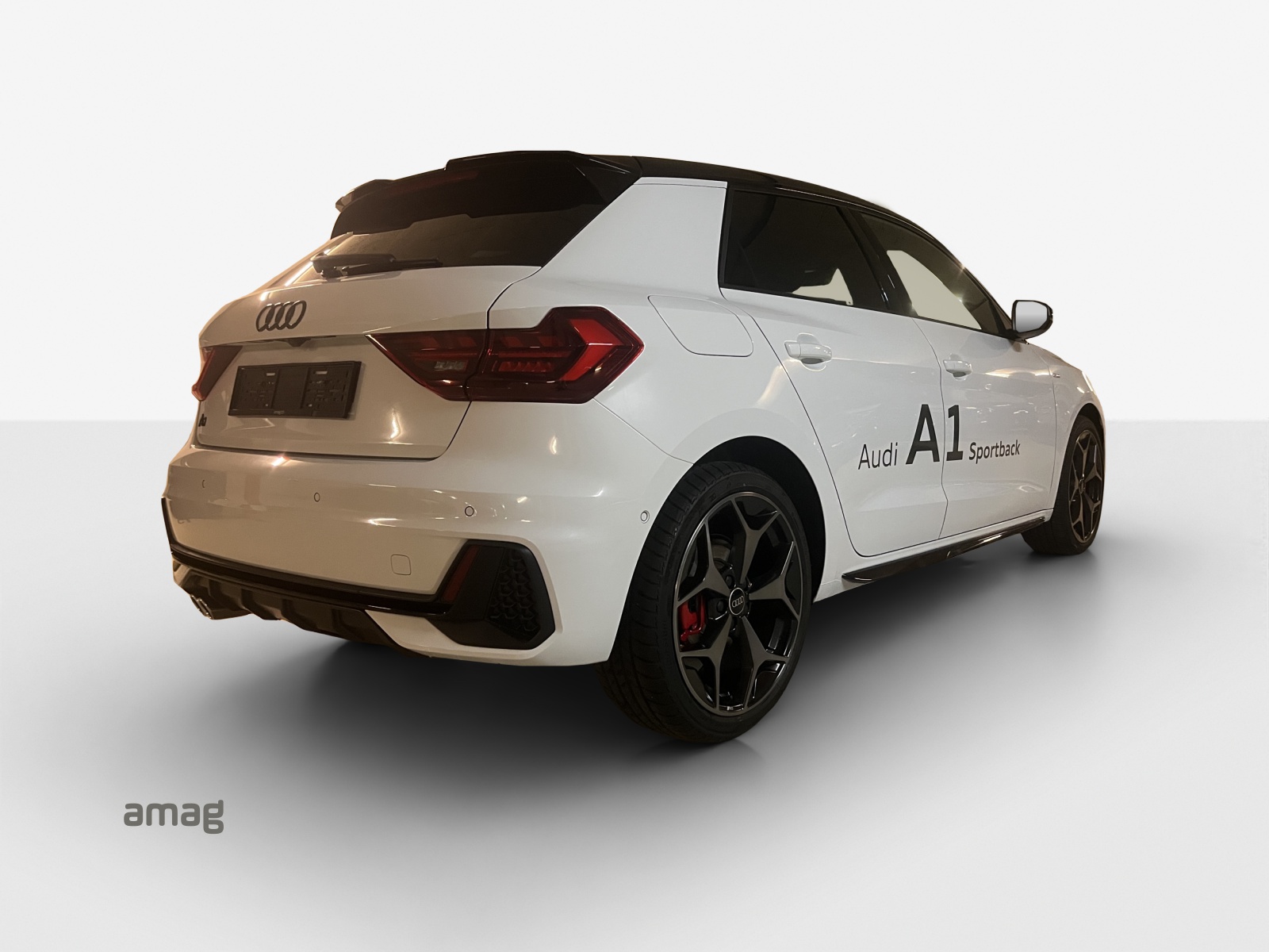 AUDI A1 Sportback 40 TFSI S Line S-tronic-image-4