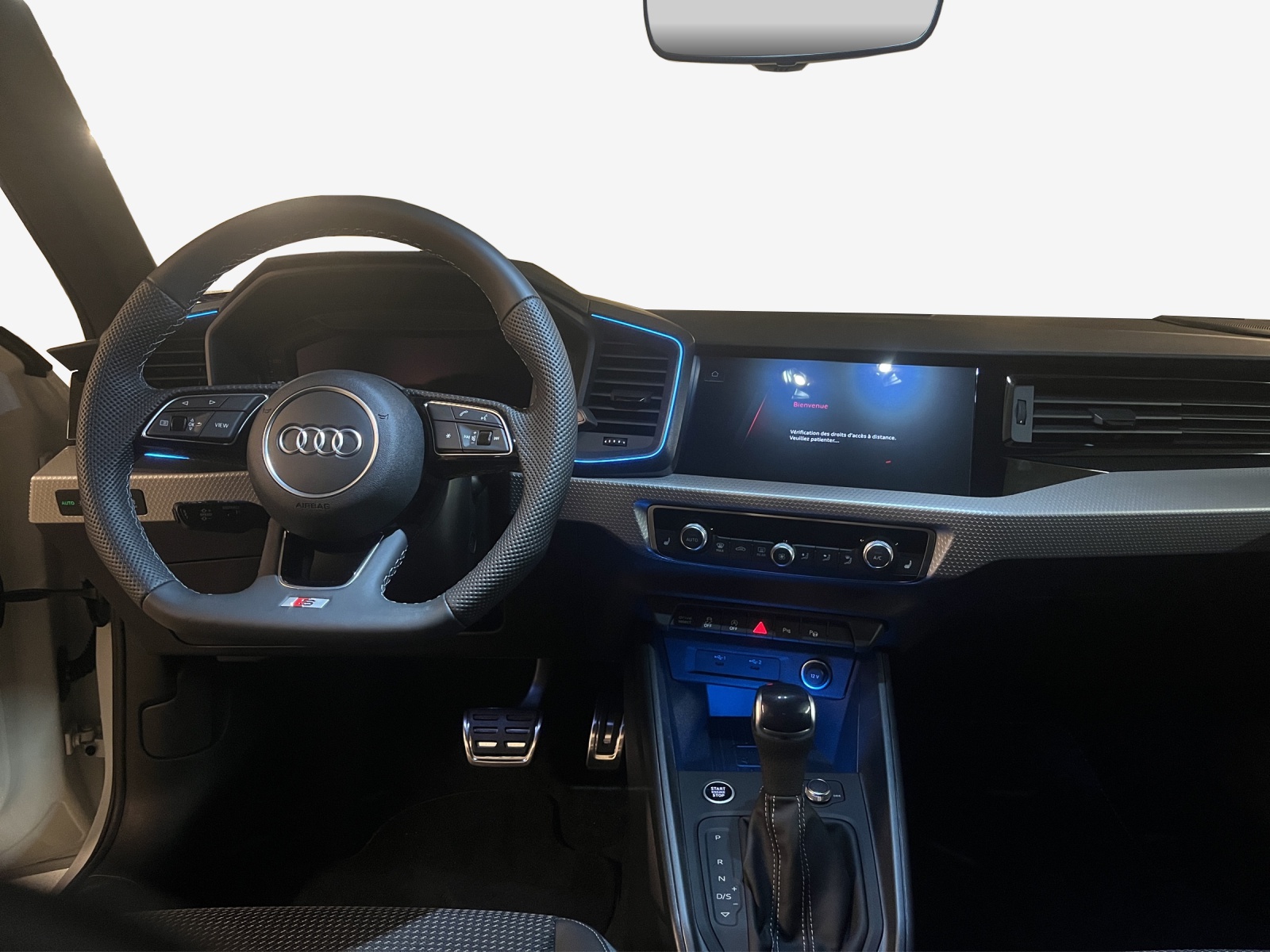 AUDI A1 Sportback 40 TFSI S Line S-tronic-image-8