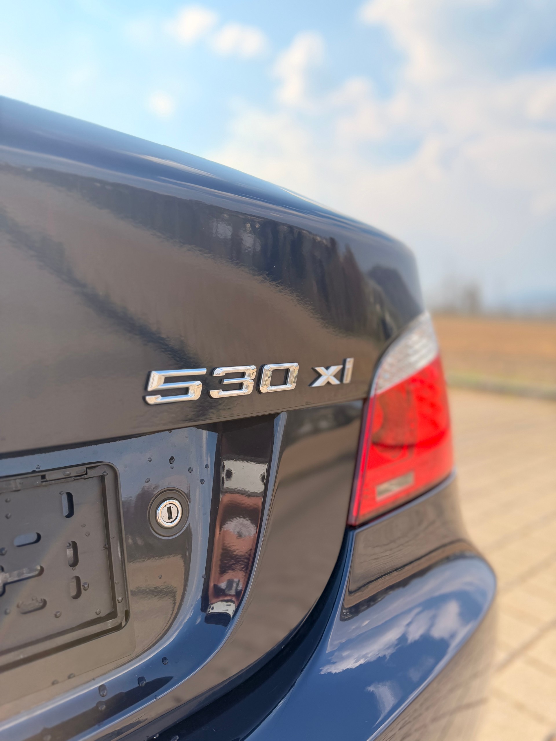 BMW 530xi Steptronic-image-13