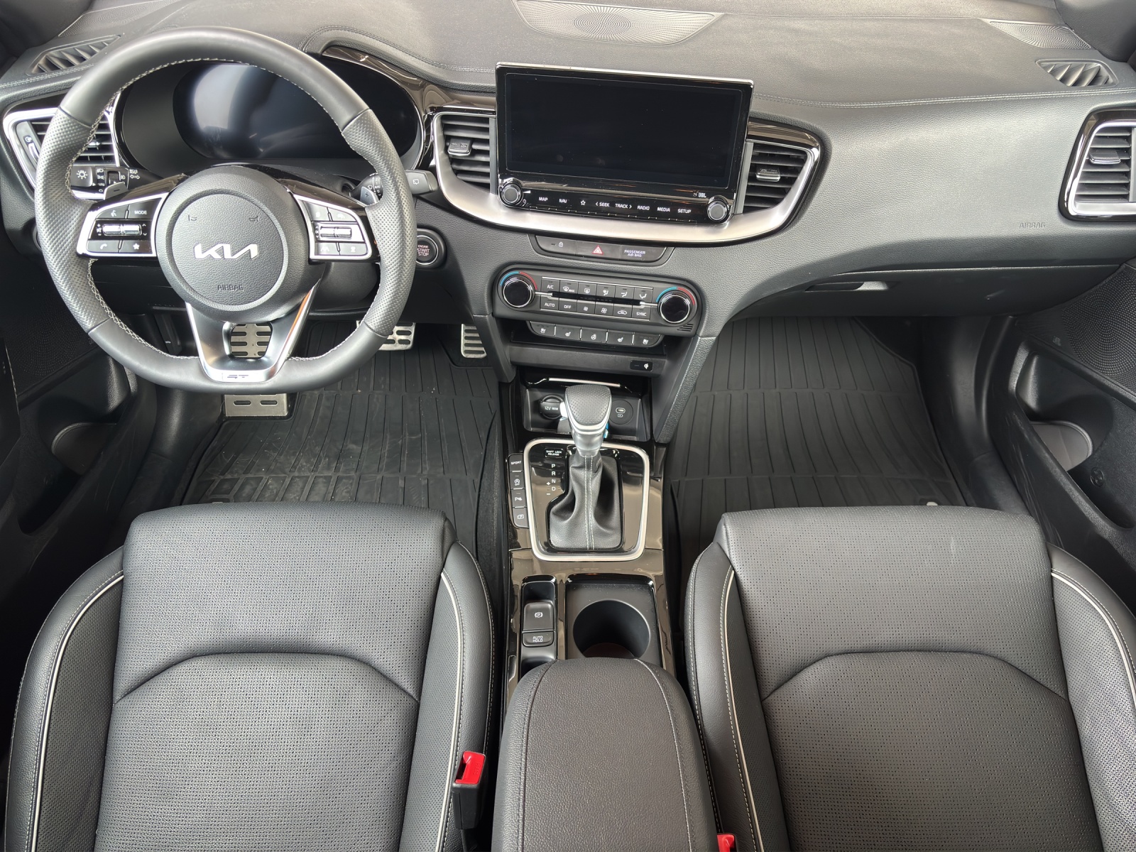 KIA Ceed SW 1.5 T-GDi GT-Line-image-11