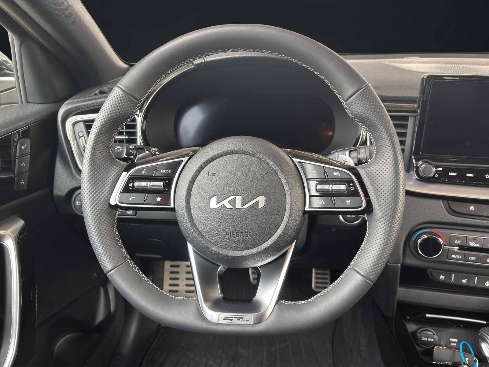 KIA Ceed SW 1.5 T-GDi GT-Line-image-9