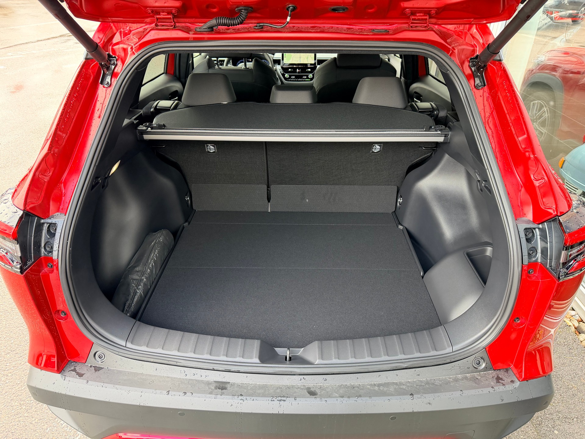 TOYOTA Corolla Cross 2.0 4WD Trend e-CVT-image-9