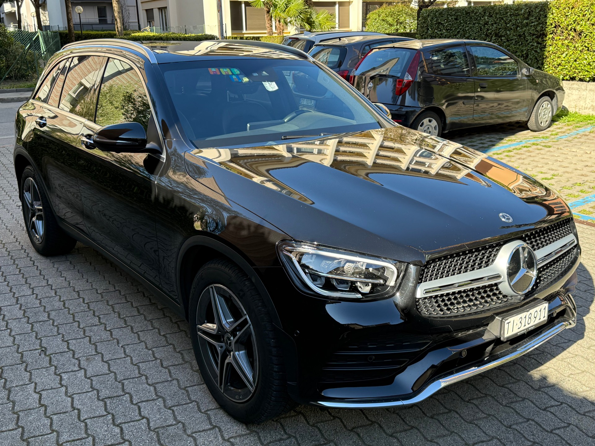 MERCEDES-BENZ GLC 220 d AMG Line Plus 4Matic 9G-Tronic
