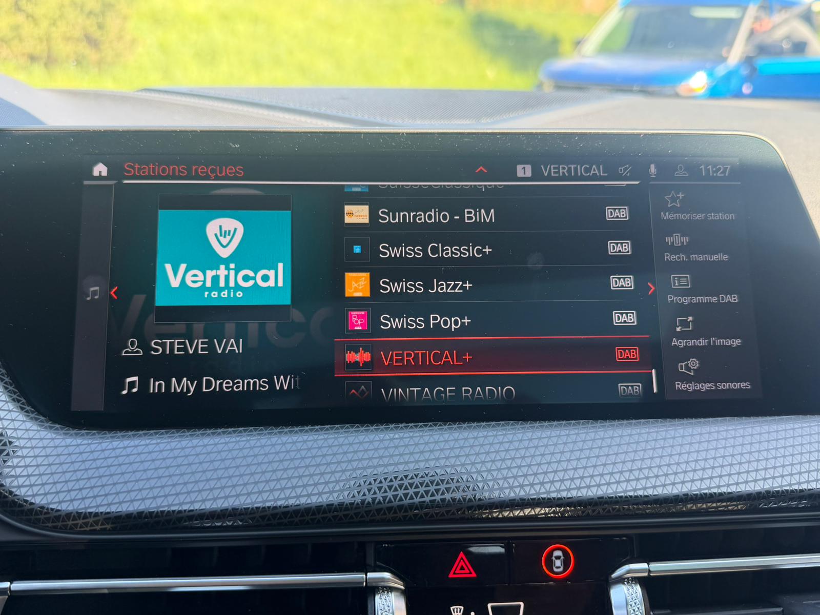 BMW M135i xDrive Steptronic-image-6