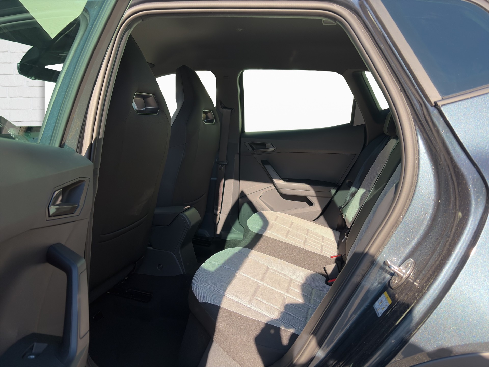 SEAT Arona 1.5 Eco TSI FR DSG-image-7