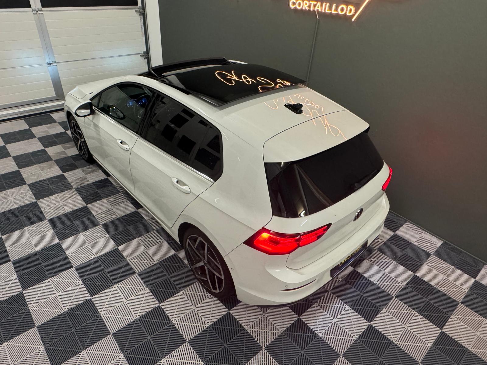 VW Golf 1.5 eTSI mHEV ACT Style DSG-image-2