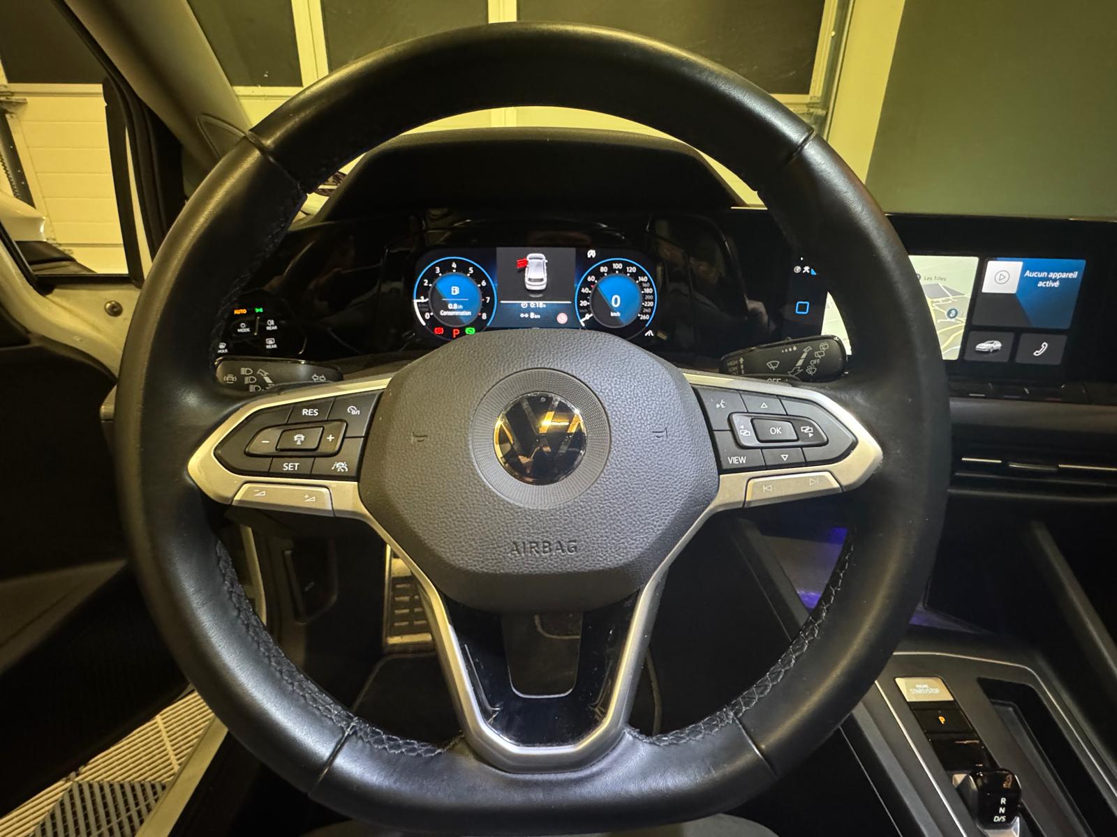 VW Golf 1.5 eTSI mHEV ACT Style DSG-image-18