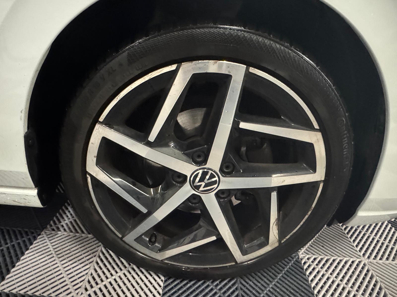 VW Golf 1.5 eTSI mHEV ACT Style DSG-image-28