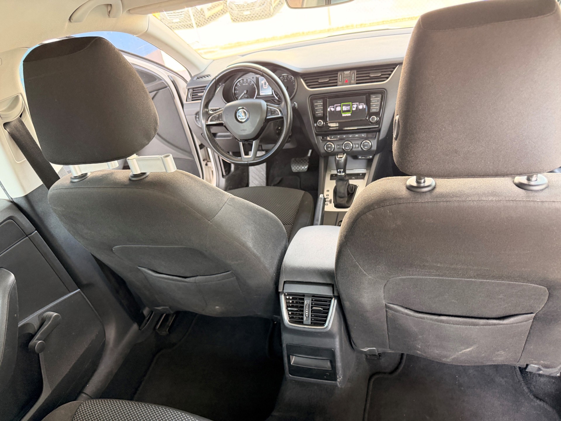 SKODA 2.0 TDI 184 Ambition 4x4 DSG-image-5