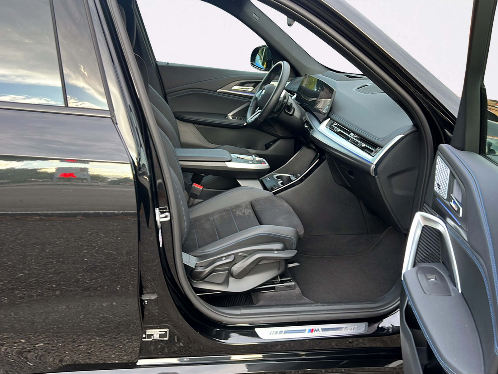 BMW X1 xDrive 23d 48V M Sport-image-3