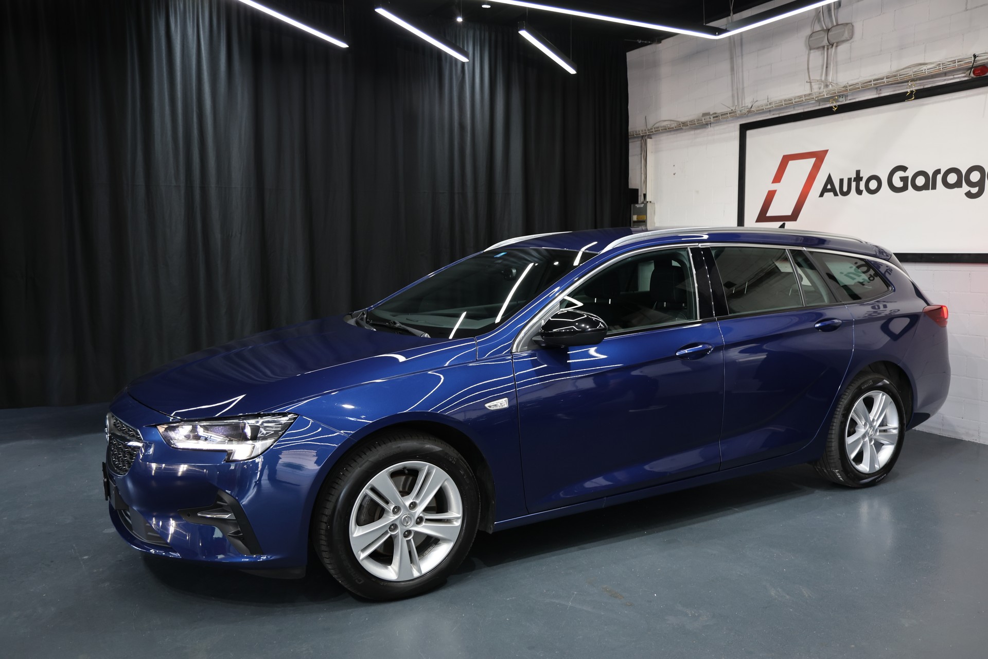OPEL Insignia 1.5 CDTI Sports Tourer Elegance Automatic-image-2