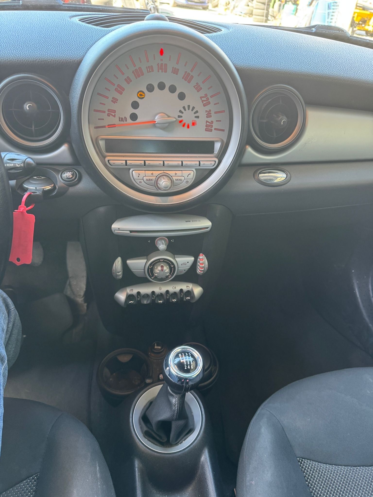 MINI Clubman Cooper-image-8