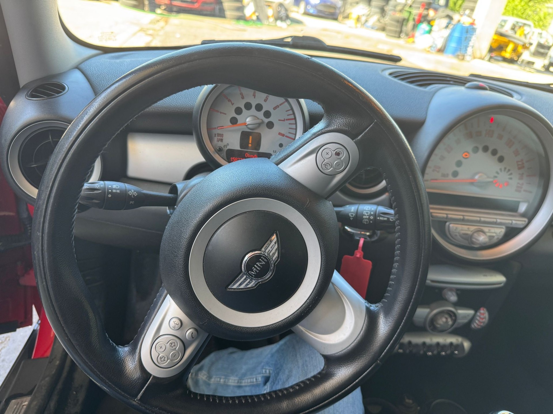 MINI Clubman Cooper-image-7