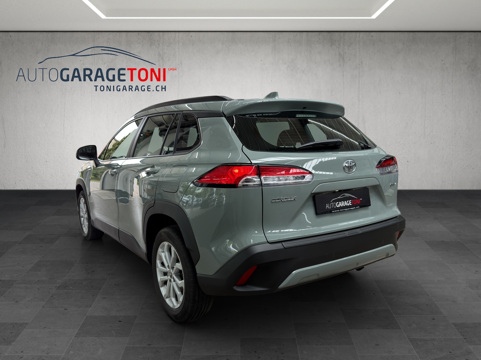 TOYOTA Corolla Cross 1.8 Trend e-CVT-image-6
