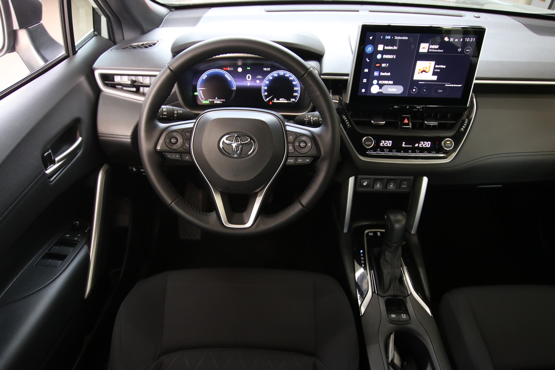 TOYOTA Corolla Cross 1.8 Trend e-CVT-image-10