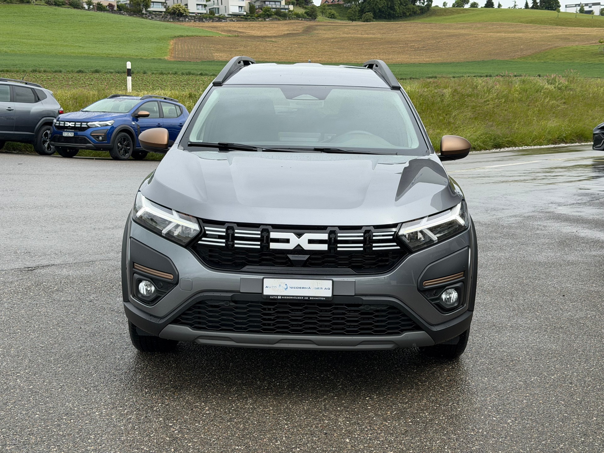 DACIA Jogger HEV 140 Extreme-image-1