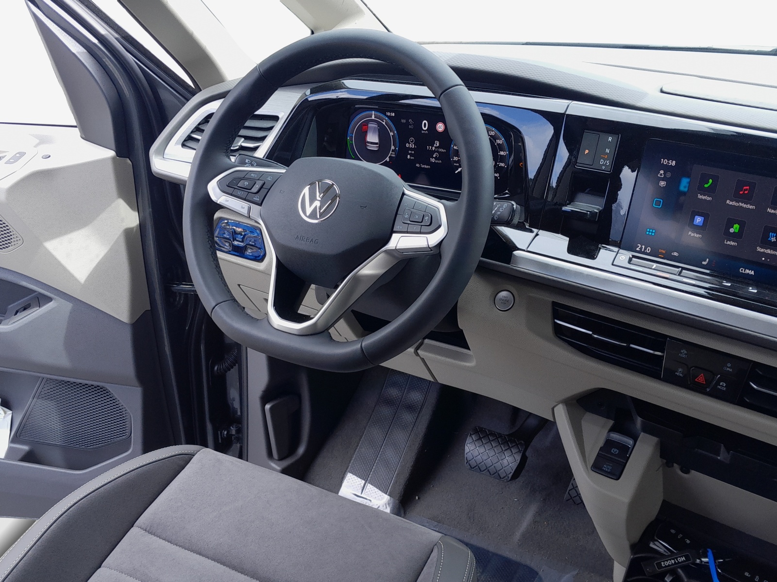 VW Cali Ocean Liberty 177PS eHyb DSG, 4 Motion-image-8
