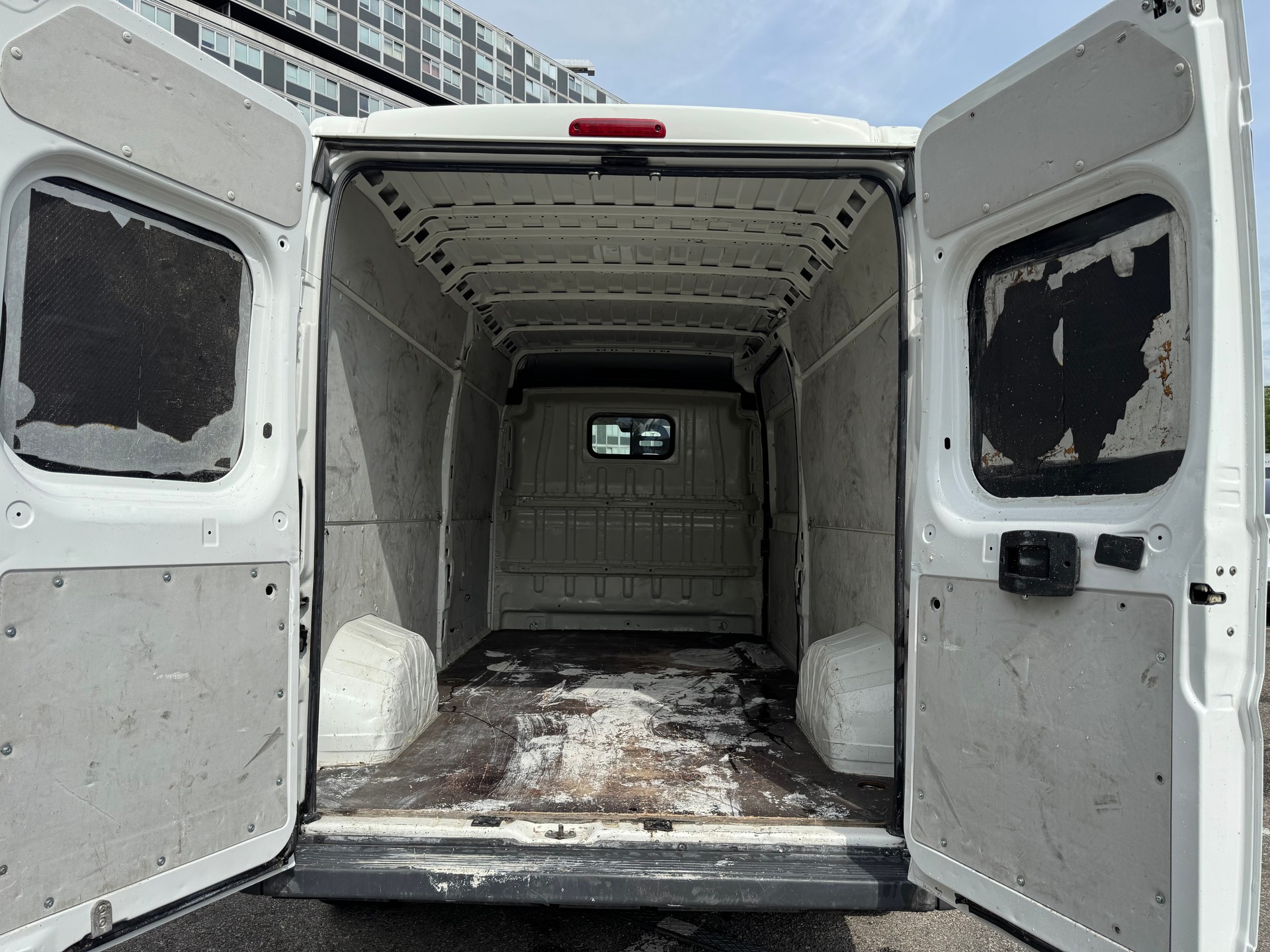 CITROEN Jumper 35 2.2 e-HDi 150 Confort L3H2-image-9