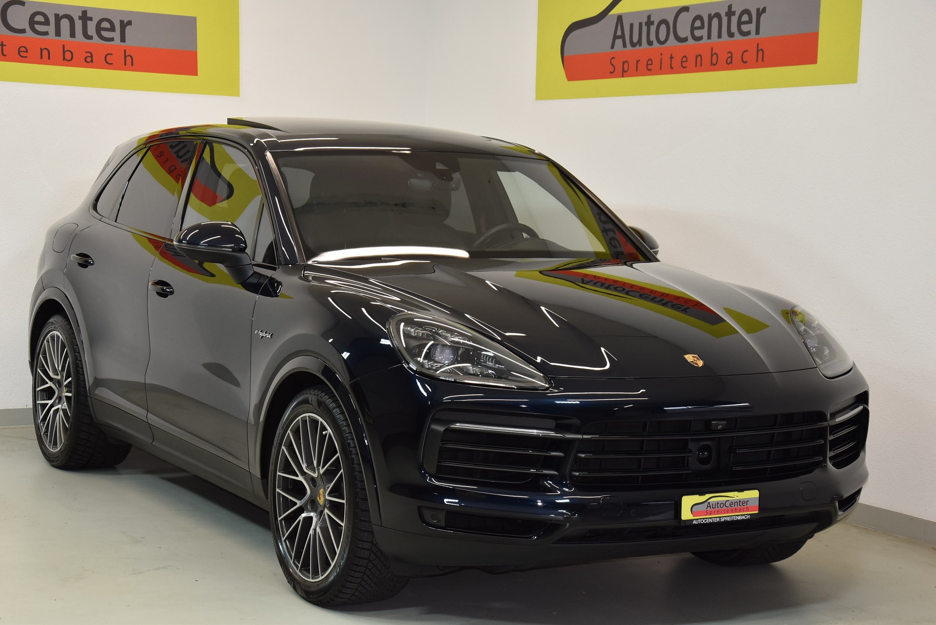PORSCHE Cayenne E-Hybrid