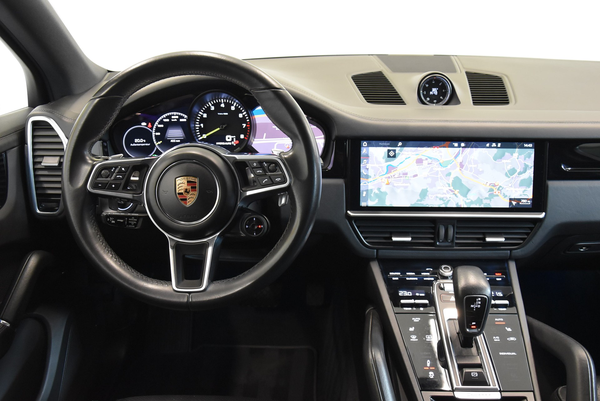 PORSCHE Cayenne E-Hybrid-image-5