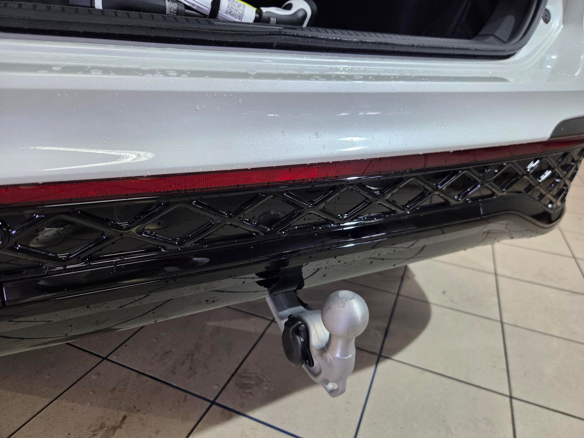 VW Tiguan 1.5 TSI evo2 eHybrid R-Line DSG-image-4