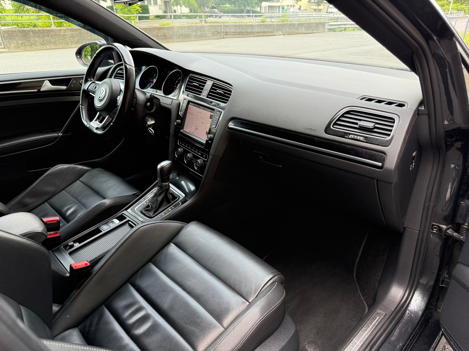 VW Golf Variant 2.0 TDI GTD DSG-image-7
