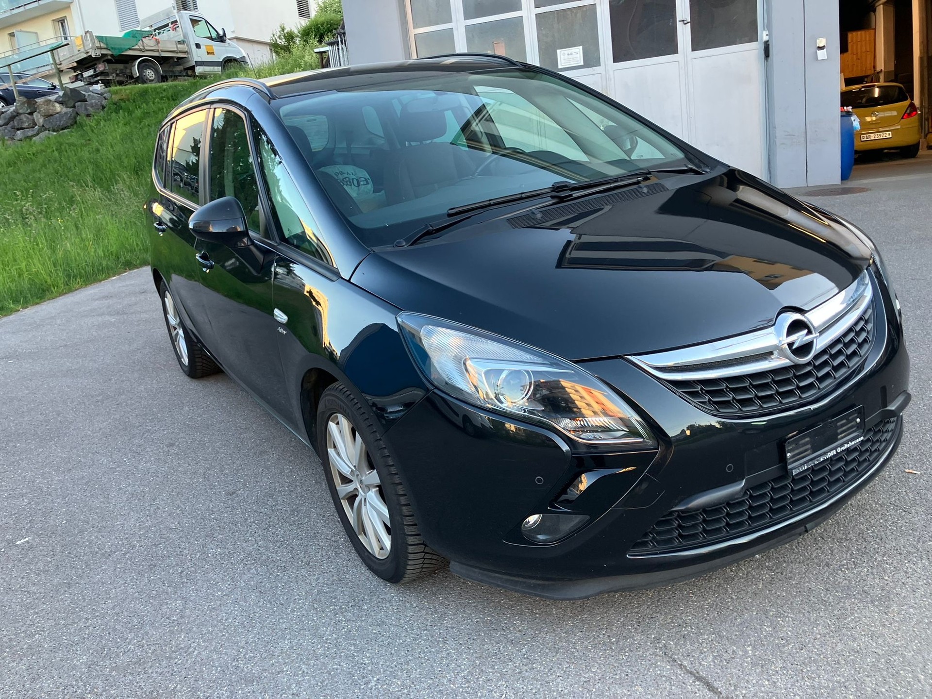 OPEL Zafira Tourer 2.0 CDTi Sport Automatic-image-5