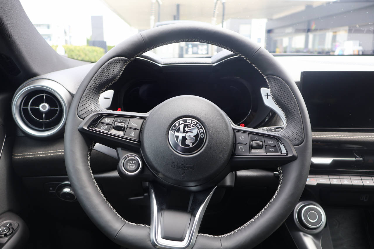 ALFA ROMEO Tonale 1.3 Plug-in Hybrid Sport Speciale Launch Q4-image-11
