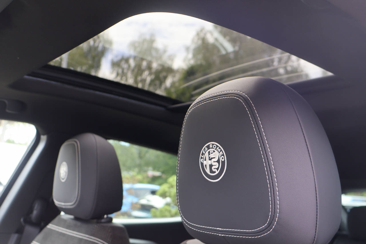 ALFA ROMEO Tonale 1.3 Plug-in Hybrid Sport Speciale Launch Q4-image-15