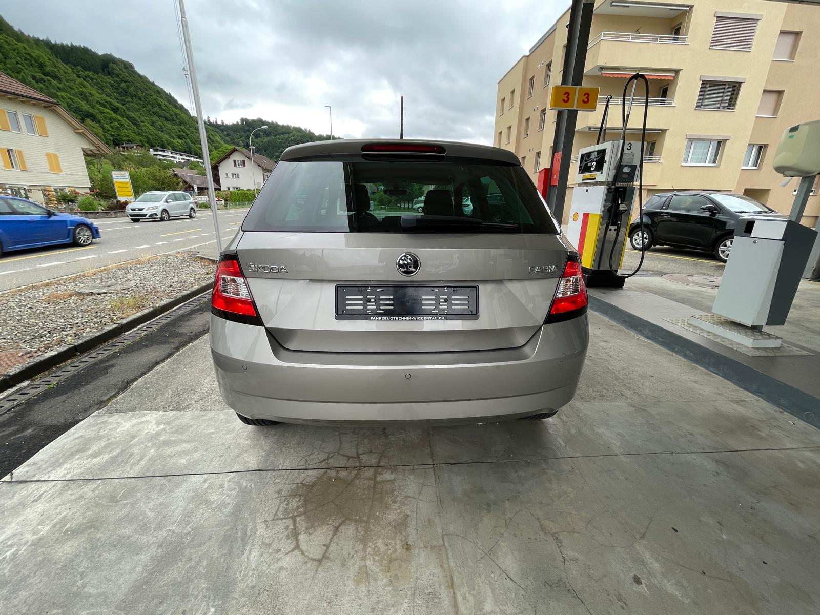 SKODA Fabia 1.0 TSI Ambition-image-7