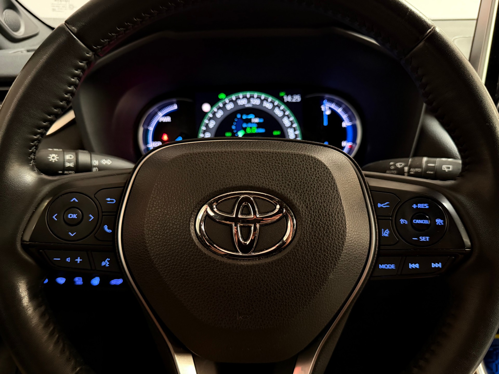 TOYOTA RAV-4 2.5 HSD Style e-CVT 4WD-image-21