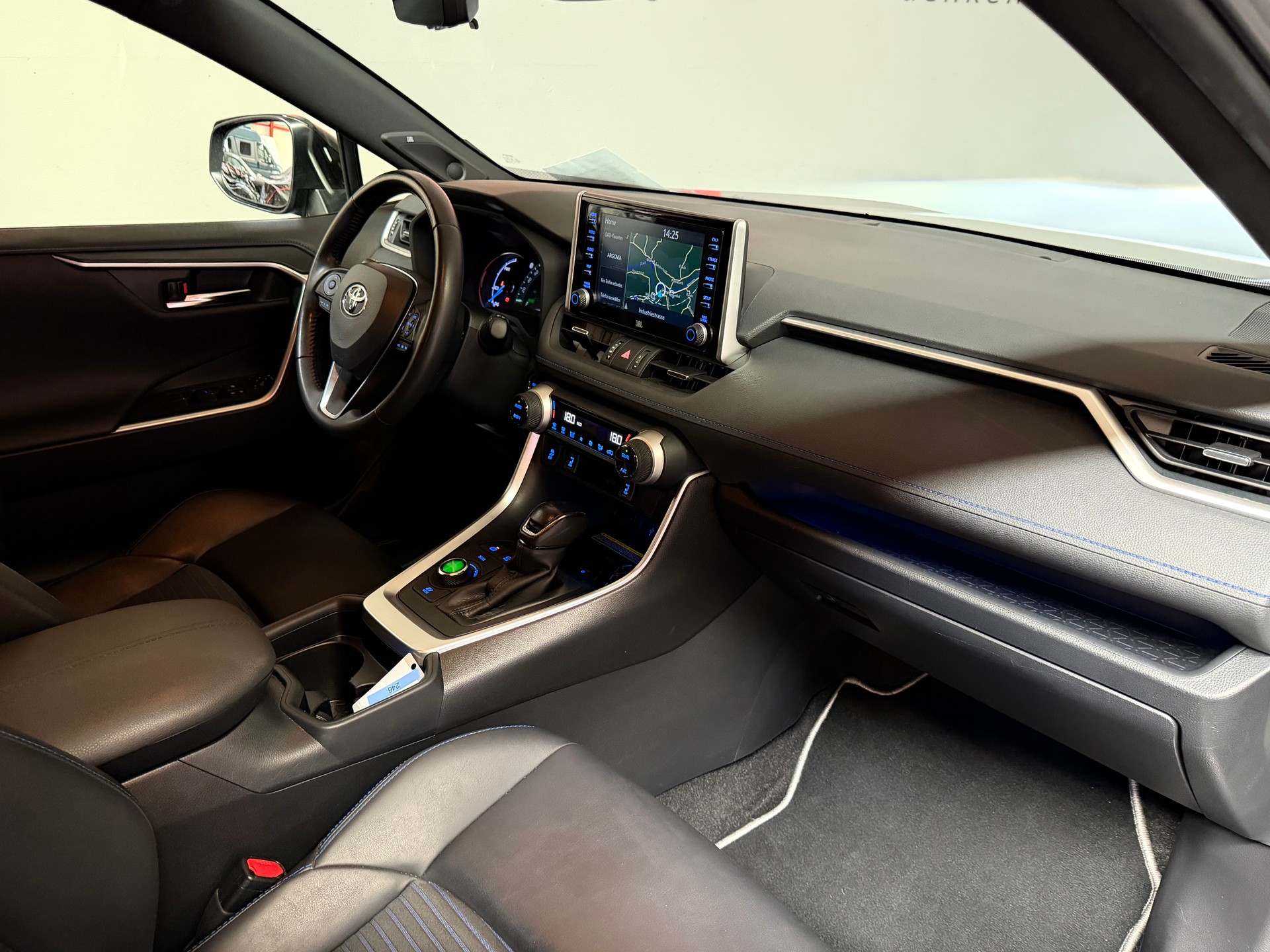 TOYOTA RAV-4 2.5 HSD Style e-CVT 4WD-image-20