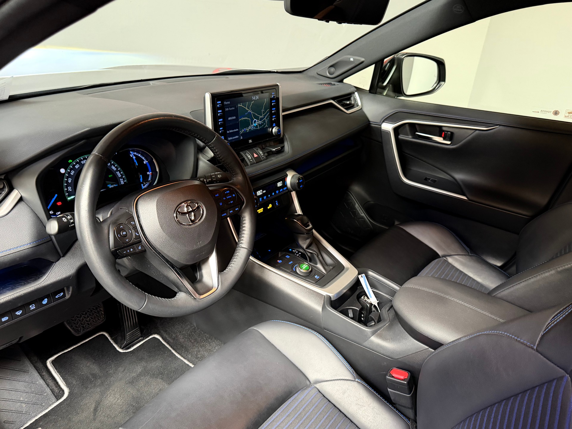 TOYOTA RAV-4 2.5 HSD Style e-CVT 4WD-image-13