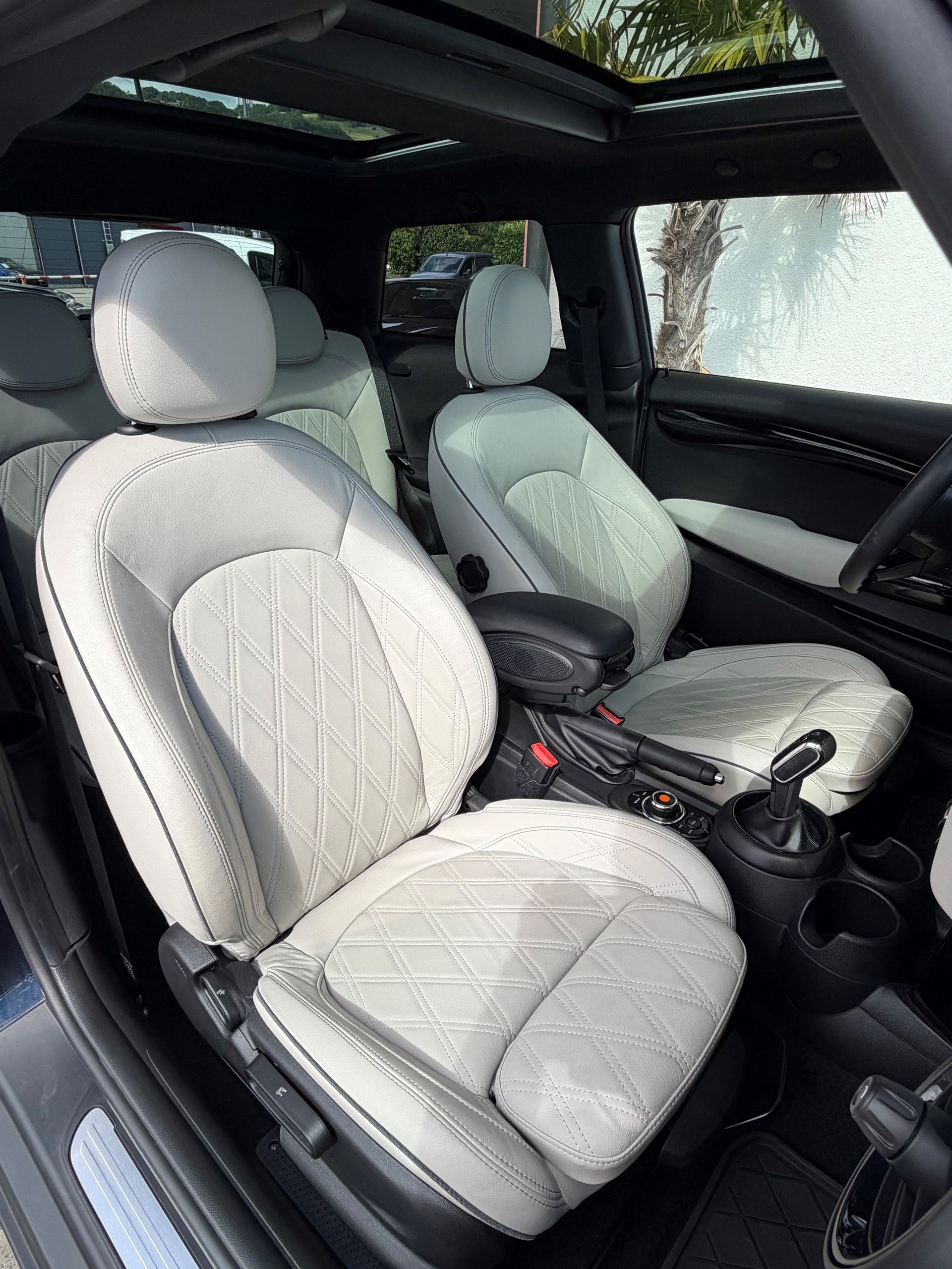 MINI Cooper Steptronic DKG-image-9