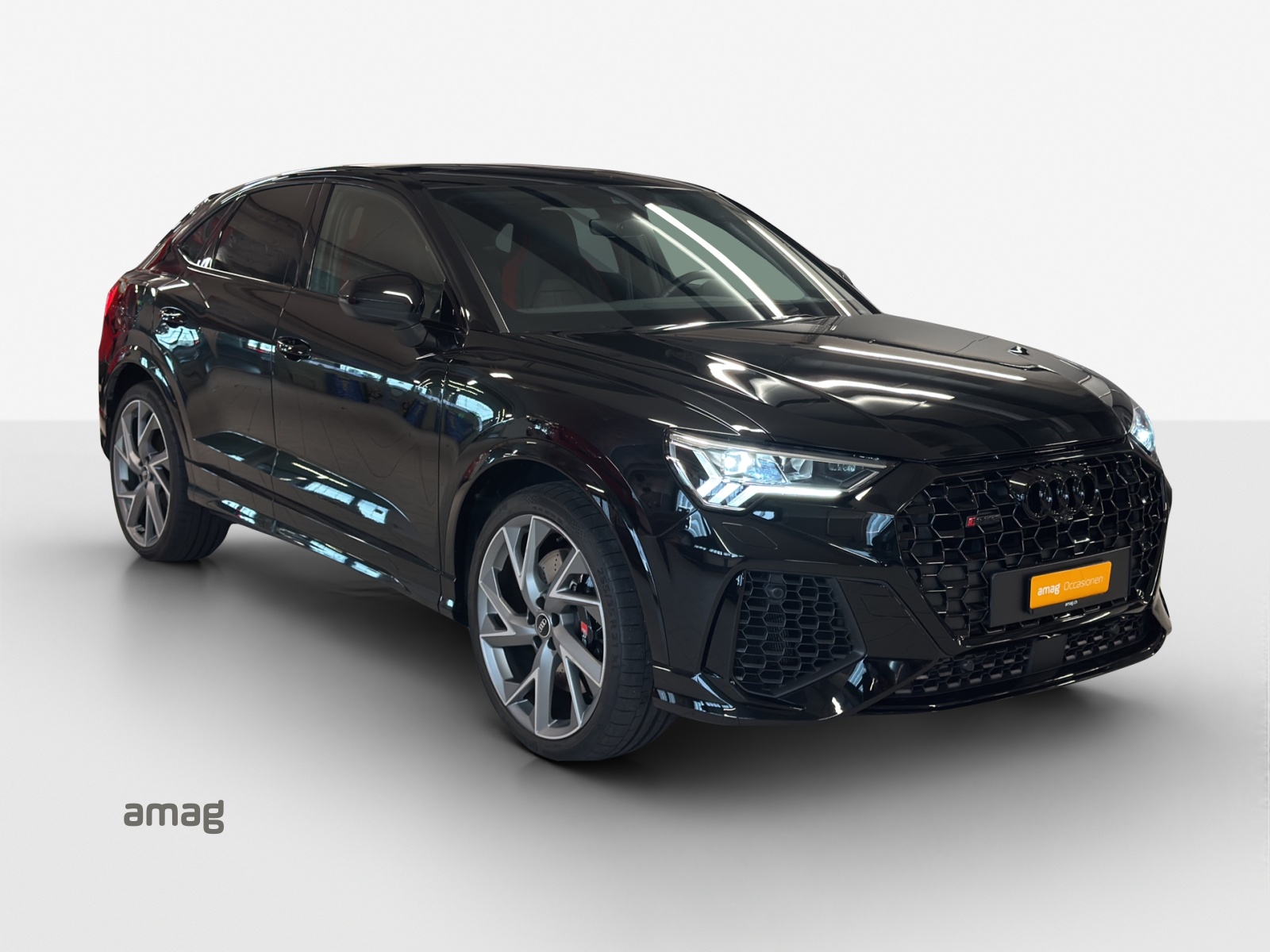 AUDI RS Q3 Sportback quattro S tronic-image-5