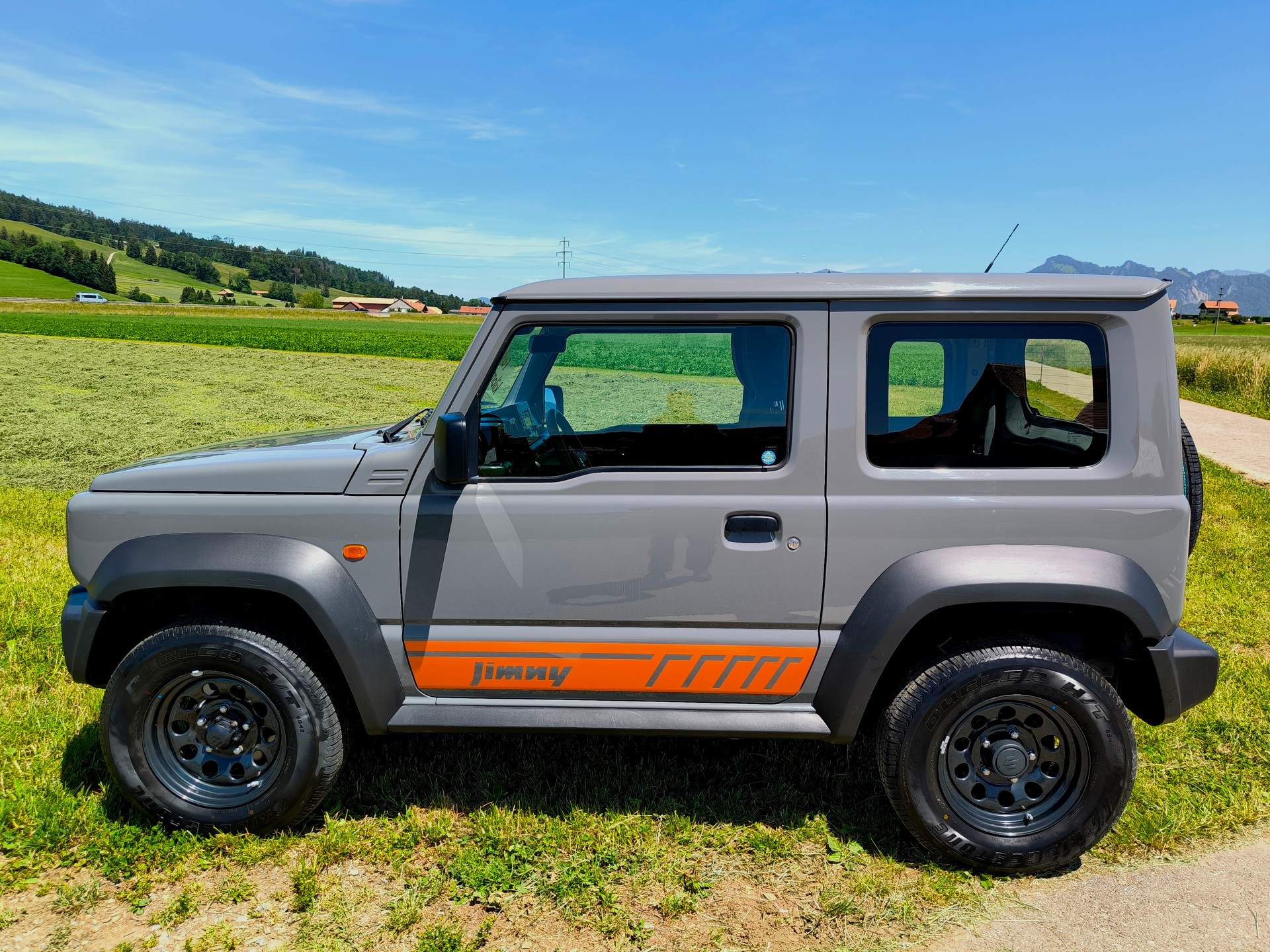 SUZUKI Jimny 1.5 Classic Car Color 4x4-image-4