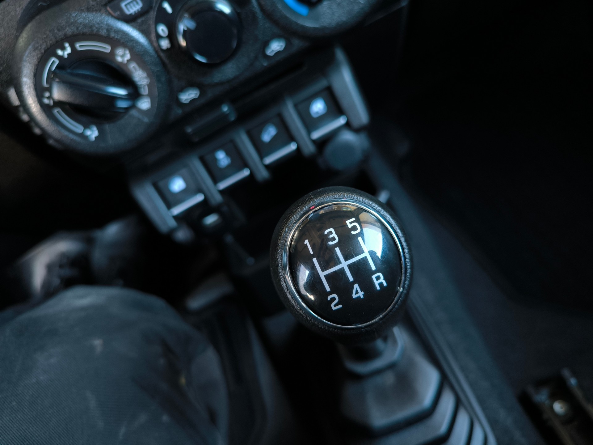 SUZUKI Jimny 1.5 Classic Car Color 4x4-image-11
