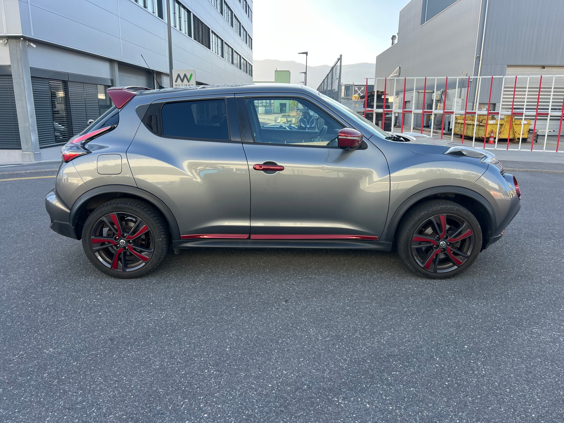 NISSAN Juke 1.6 DIG-T tekna 4x4 Xtronic M-CVT-image-6