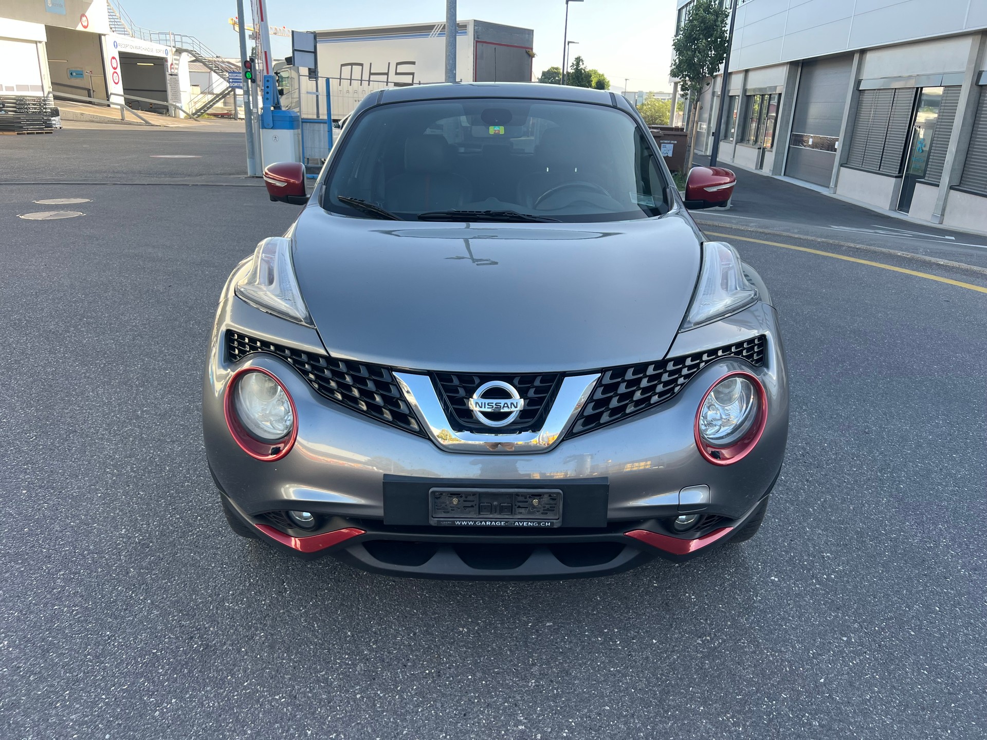 NISSAN Juke 1.6 DIG-T tekna 4x4 Xtronic M-CVT-image-1
