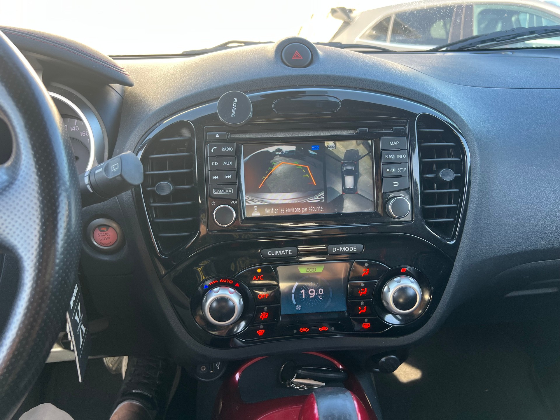 NISSAN Juke 1.6 DIG-T tekna 4x4 Xtronic M-CVT-image-12