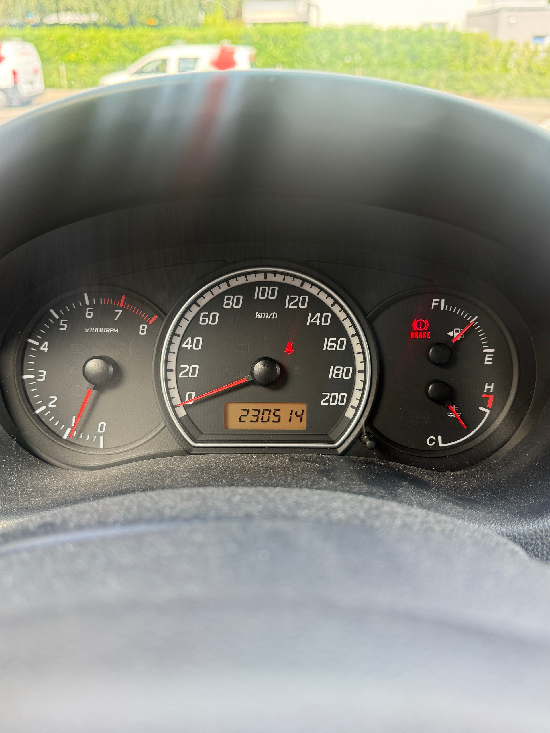 SUZUKI Swift 1.3i 16V GL 4x4-image-9