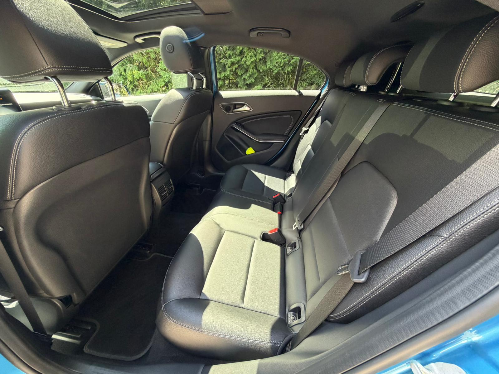 MERCEDES-BENZ A 250 Urban 4Matic 7G-DCT-image-23