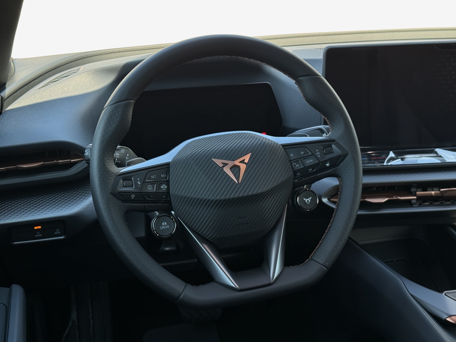CUPRA Raval 52 kWh Dynamic Launch Edition-image-9