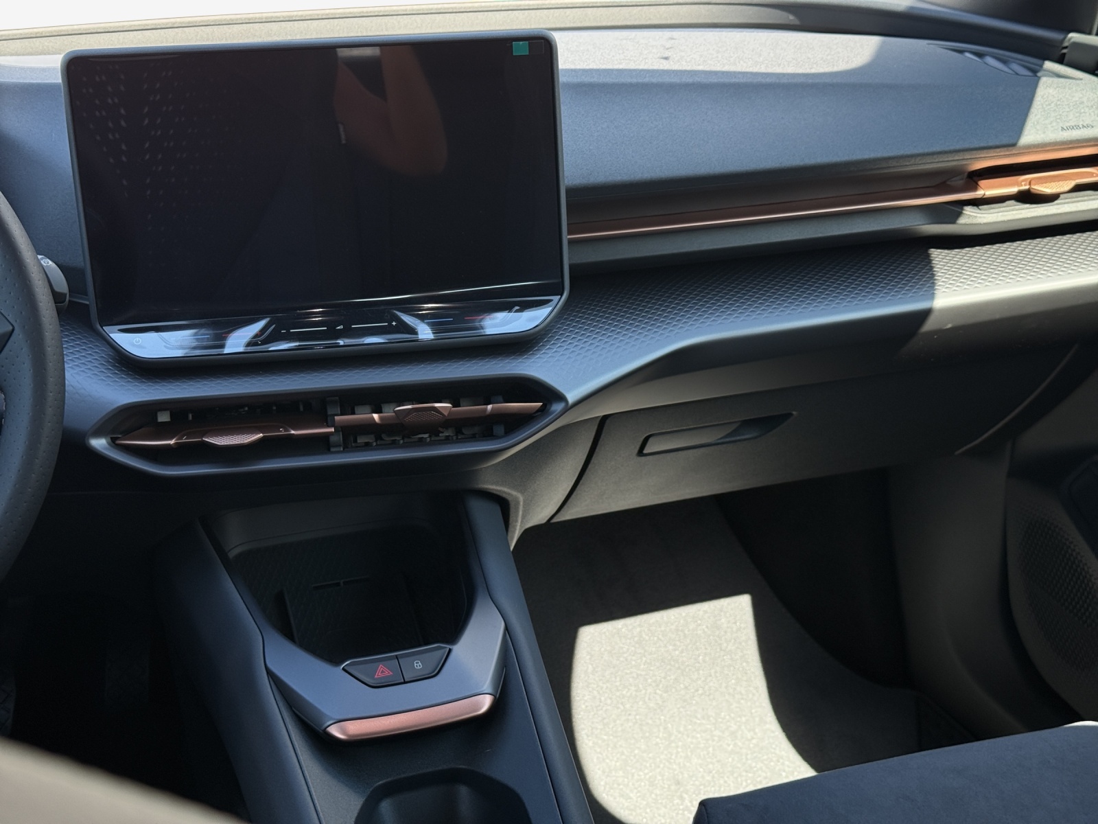 CUPRA Raval 52 kWh Dynamic Launch Edition-image-10